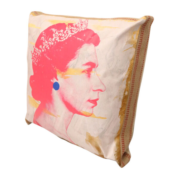 Art Cushion Queen - Pink - Image 2